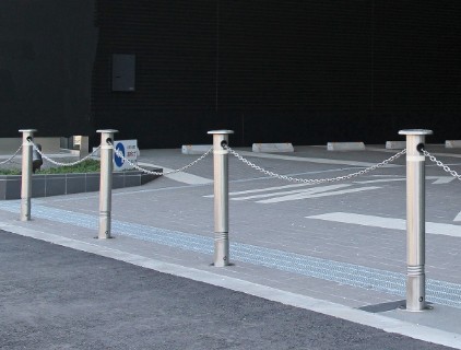 バリカー上下式